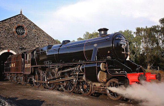 Strathspey Steam Railway’s Black Five 5025
