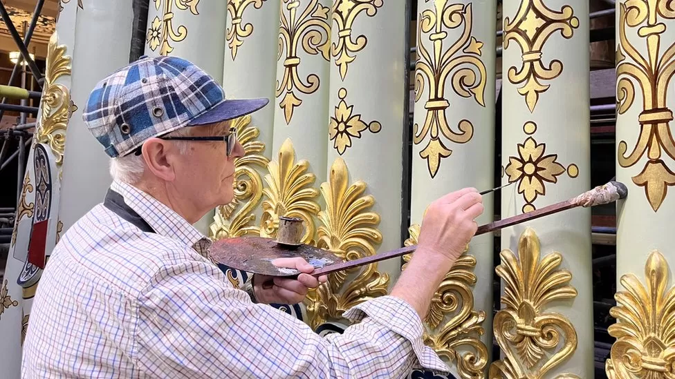 Leeds Town Hall Painting